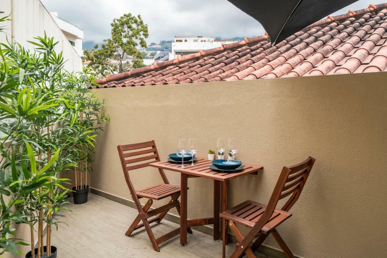 Drapes Design Apartments By An Island Apart Funchal  Luaran gambar