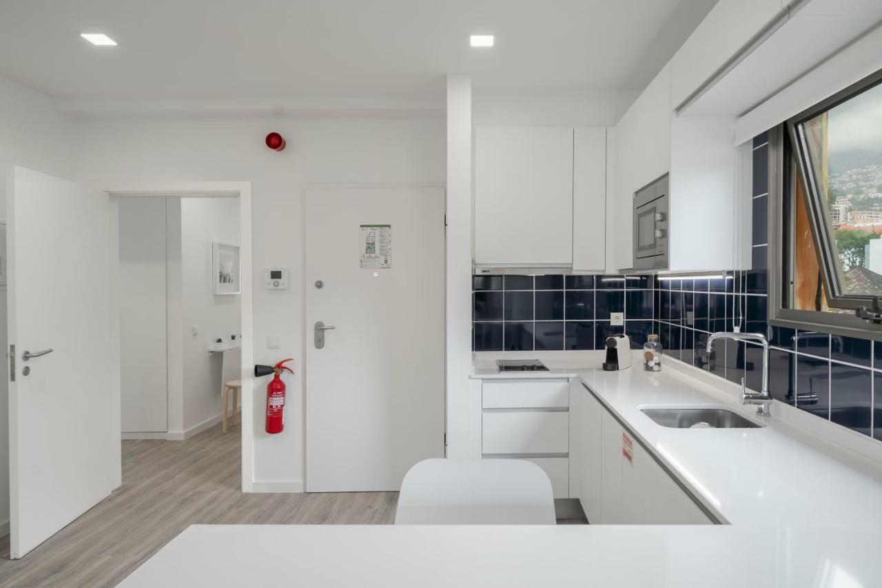 Drapes Design Apartments By An Island Apart Funchal  Luaran gambar